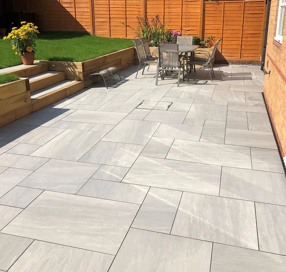 Stone & Porcelain Paving