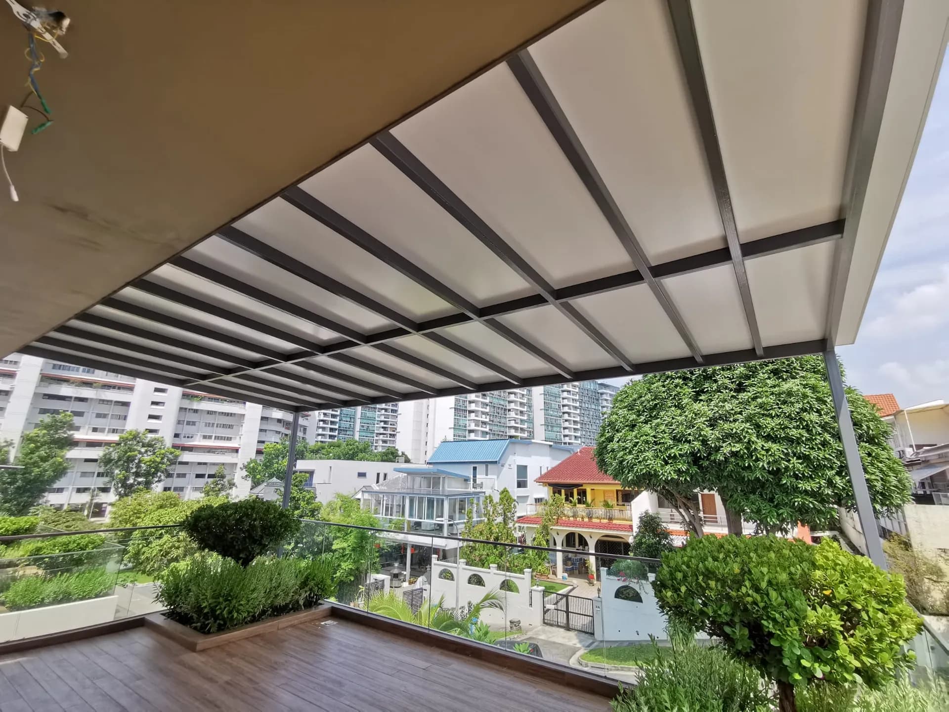 Retractable Awning Solutions in Singapore